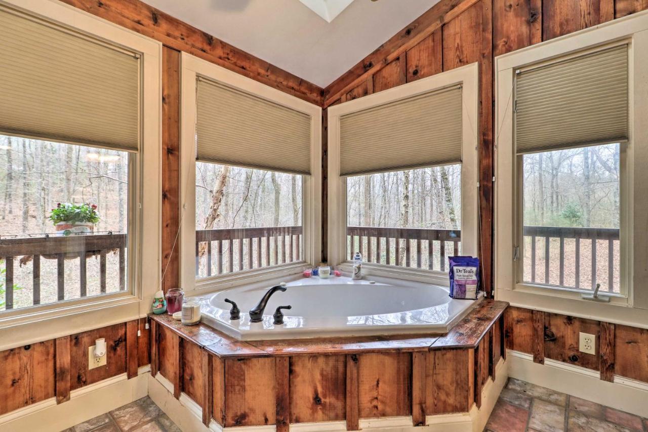Cozy Conyers Cabin With Fireplace And Pool Table! Luaran gambar